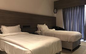 Hotel Sharanam