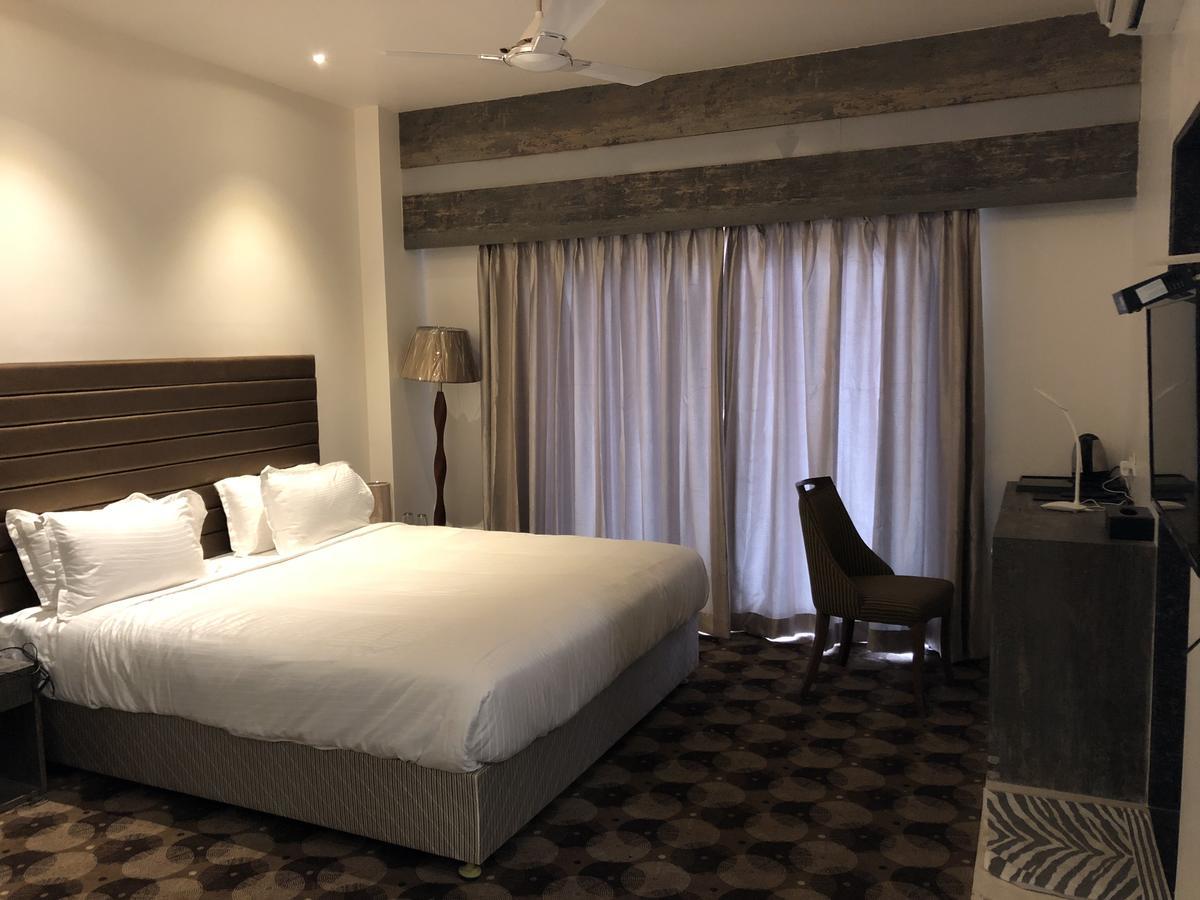 Hotel Sharanam Shegaon Exterior photo