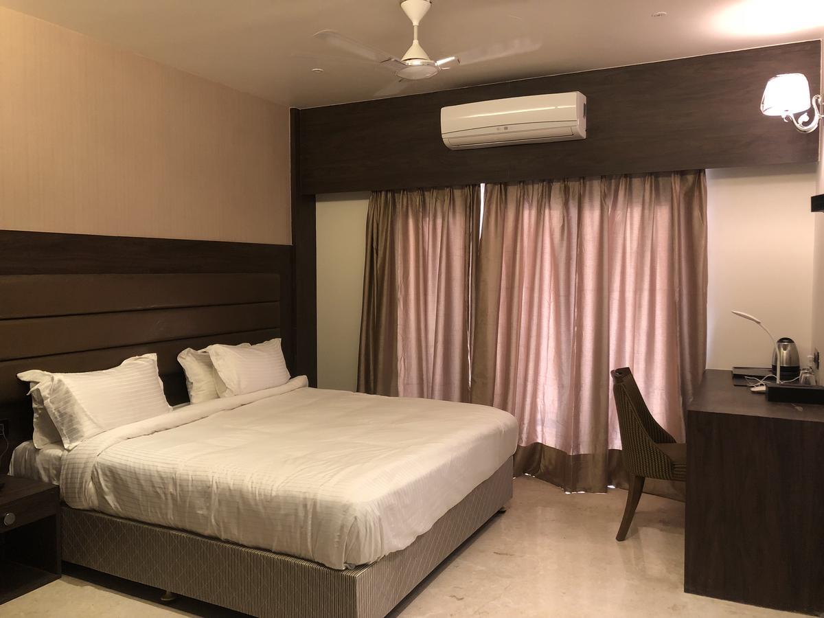 Hotel Sharanam Shegaon Exterior photo