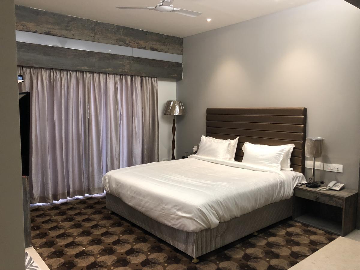 Hotel Sharanam Shegaon Exterior photo